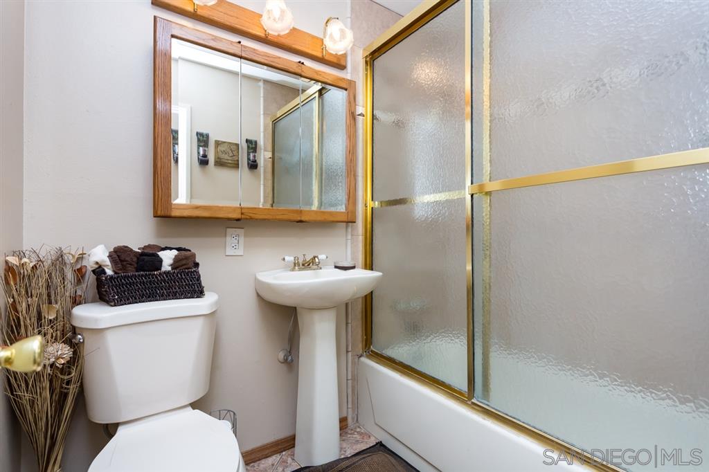 8747 St George Street Spring Valley, CA 91977 - Photo 17 of 25 Gallery Image 17