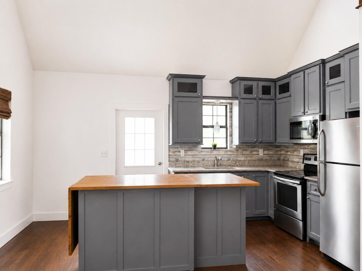994 Woodyard Road DeFuniak Springs, FL 32435 - Photo 3 of 12 kitchen
