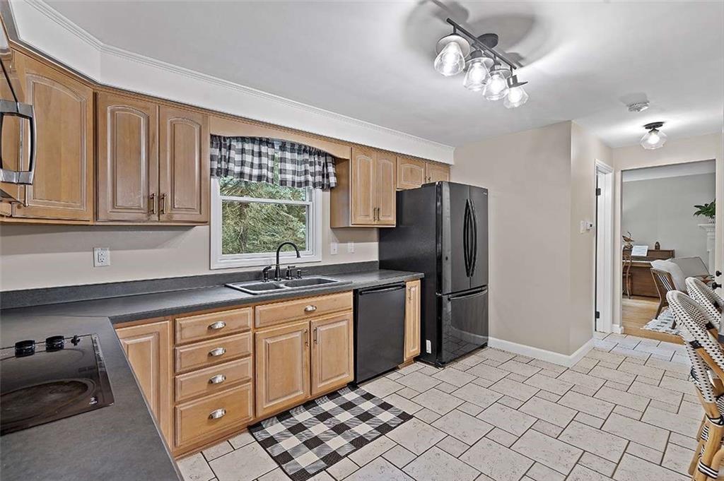 210 Neely School Road Wexford, PA 15090 - Photo 11 of 25 Gallery Image 11