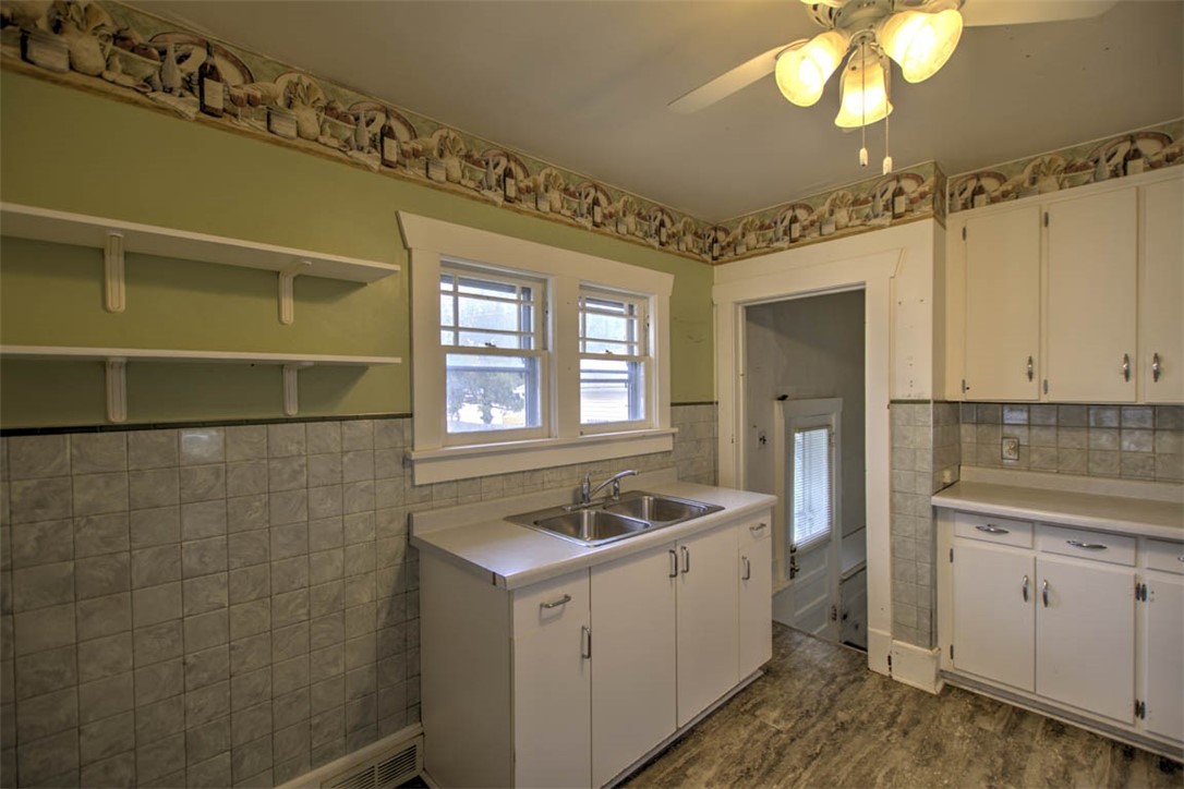 1220 East Decatur Street Decatur, IL 62521 - Photo 13 of 26 Gallery Image 13