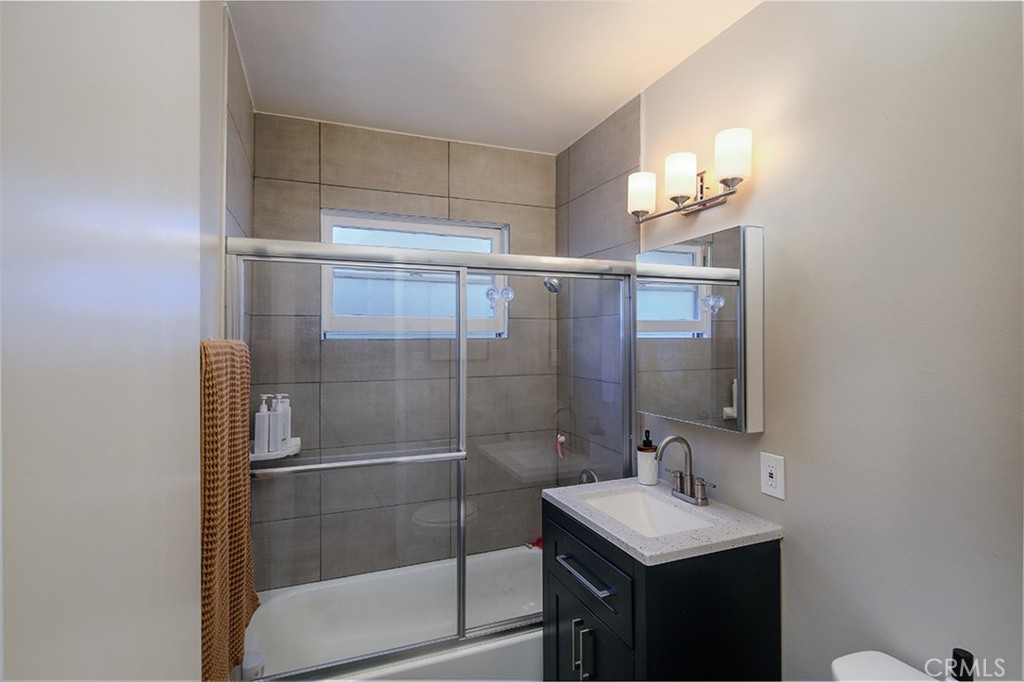 630 West Foothill Boulevard Monrovia, CA 91016 - Photo 22 of 28