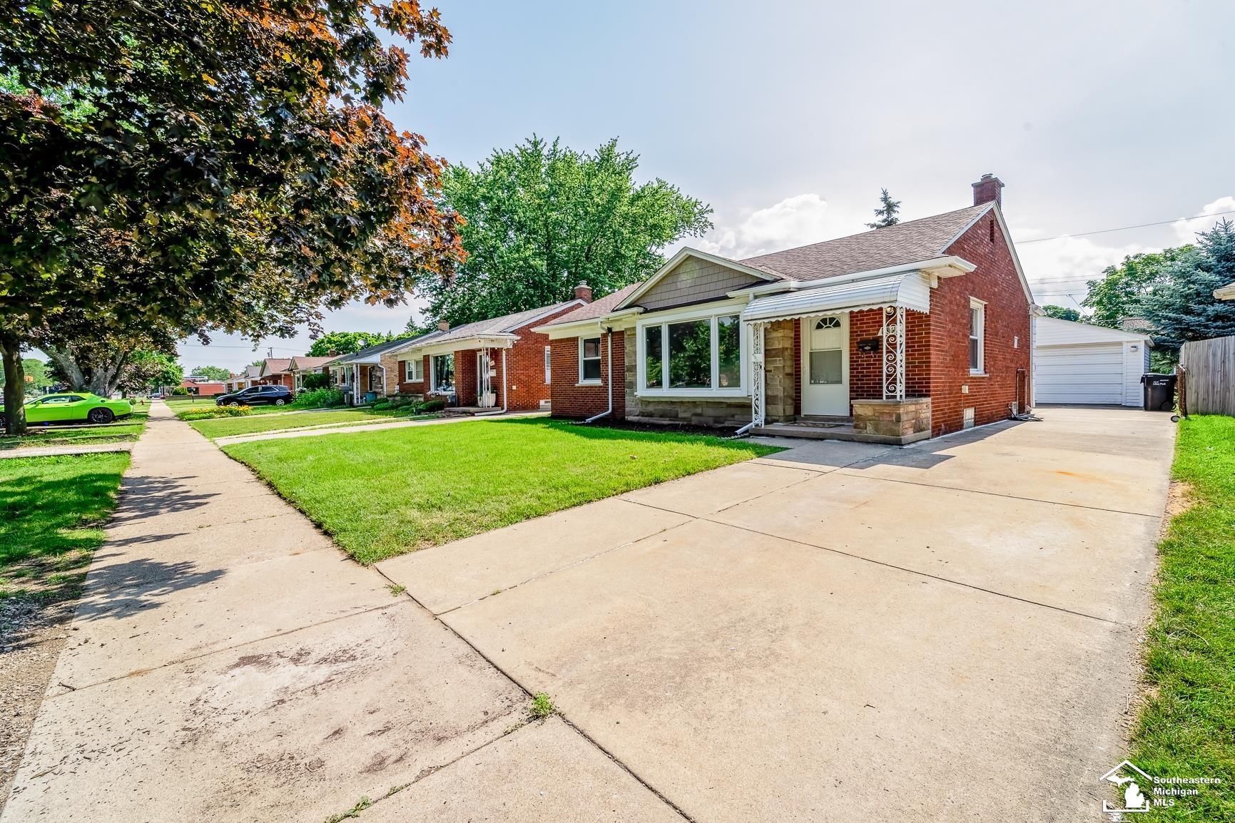 9309 Allen Road Allen Park, MI 48101 - Photo 4 of 34