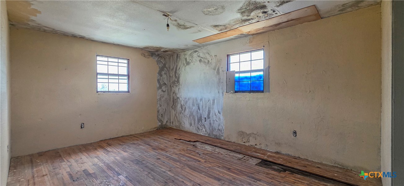 84 Longhorn Road Stockdale, TX 78160 - Photo 26 of 31