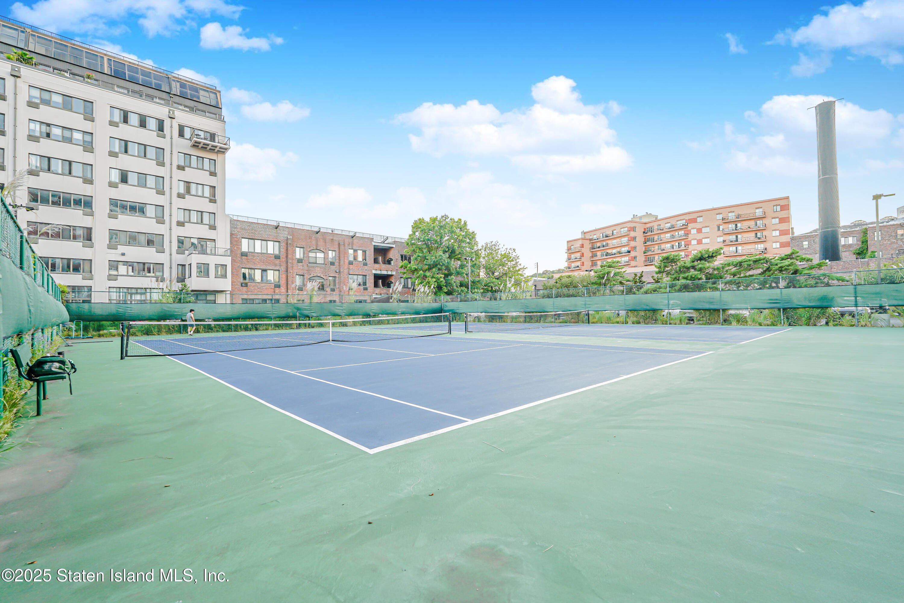 90 Bay Street Landing, Unit 1E Staten Island, NY 10301 - Photo 39 of 43 a view of a tennis court