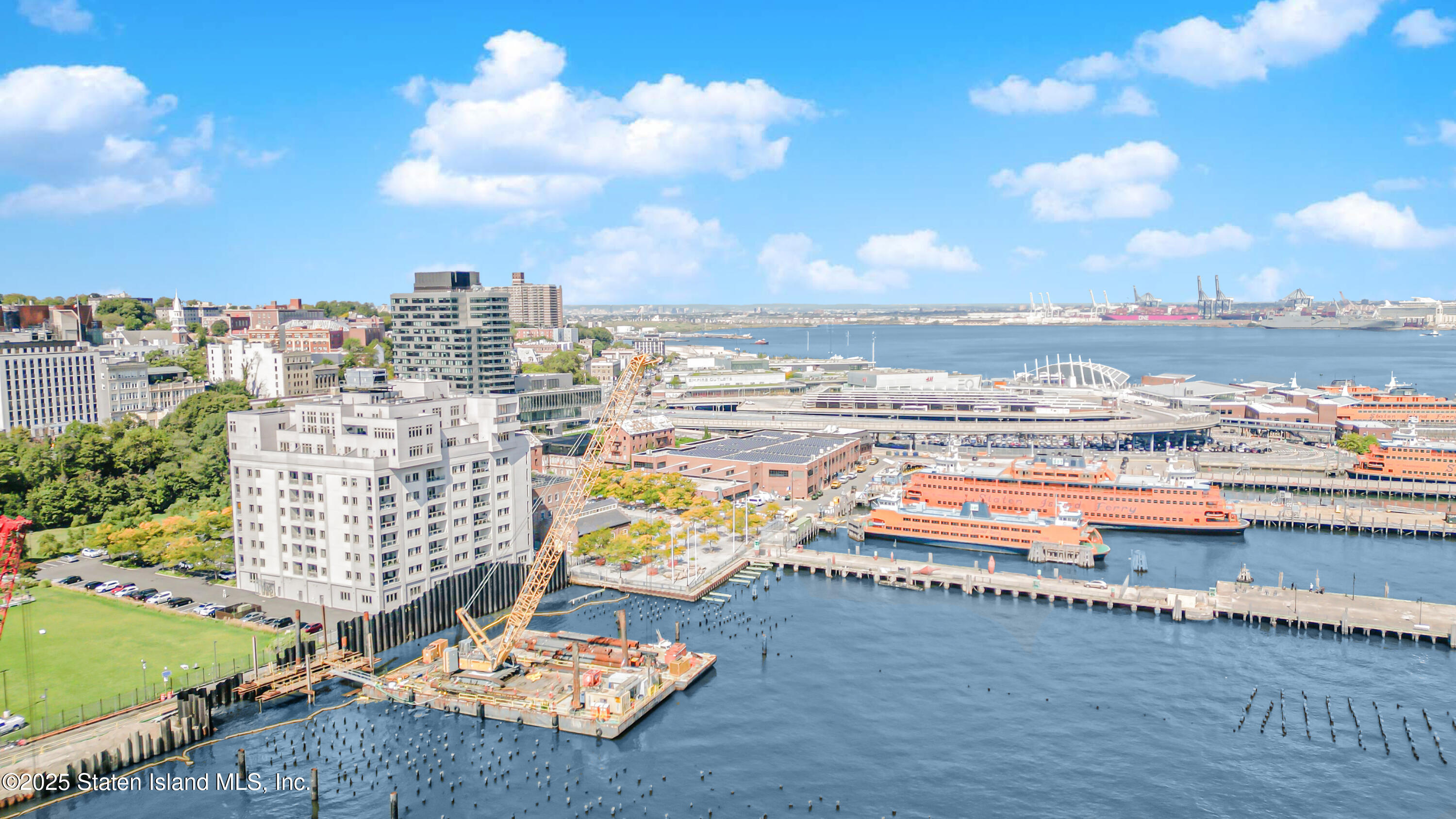 90 Bay Street Landing, Unit 1E Staten Island, NY 10301 - Photo 42 of 43 an aerial view of a city