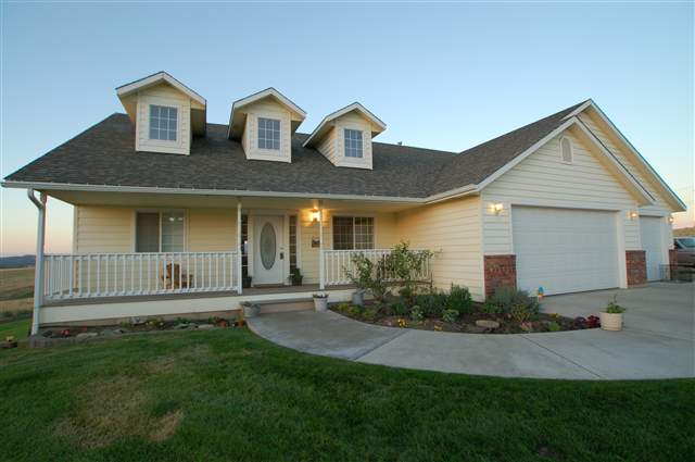 10420 North Fairview Road Spokane, WA 99217 - Photo 1 of 9