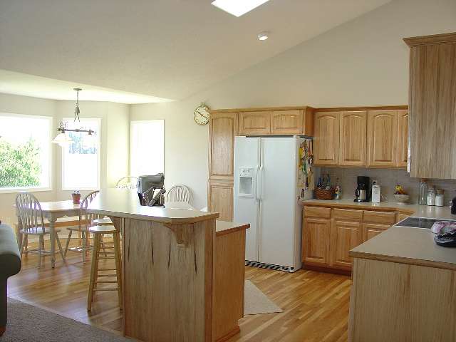 10420 North Fairview Road Spokane, WA 99217 - Photo 2 of 9