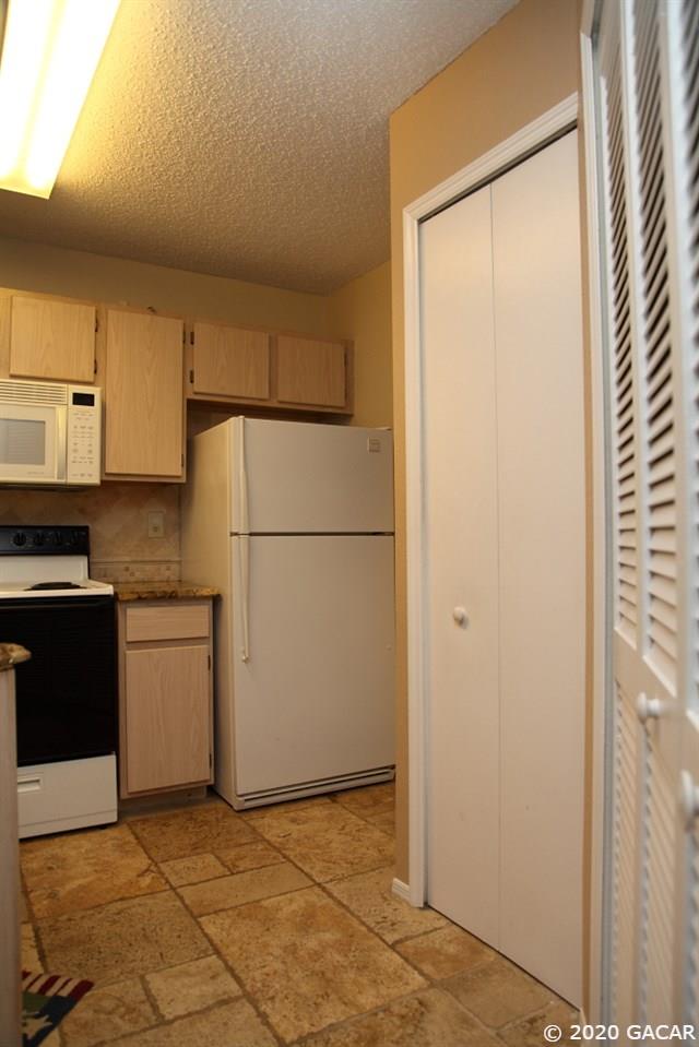 3705 Southwest 27th Street Gainesville, FL 32608 - Photo 7 of 23