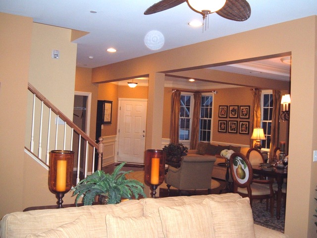 1173 Falcon Ridge Drive, Unit 67 Elgin, IL 60124 - Photo 3 of 24
