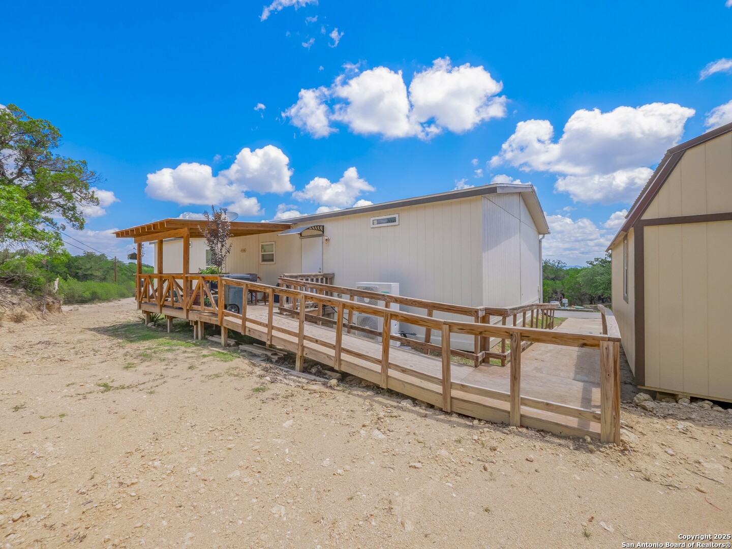 385 Ridge Trail Bandera, TX 78003 - Photo 28 of 36