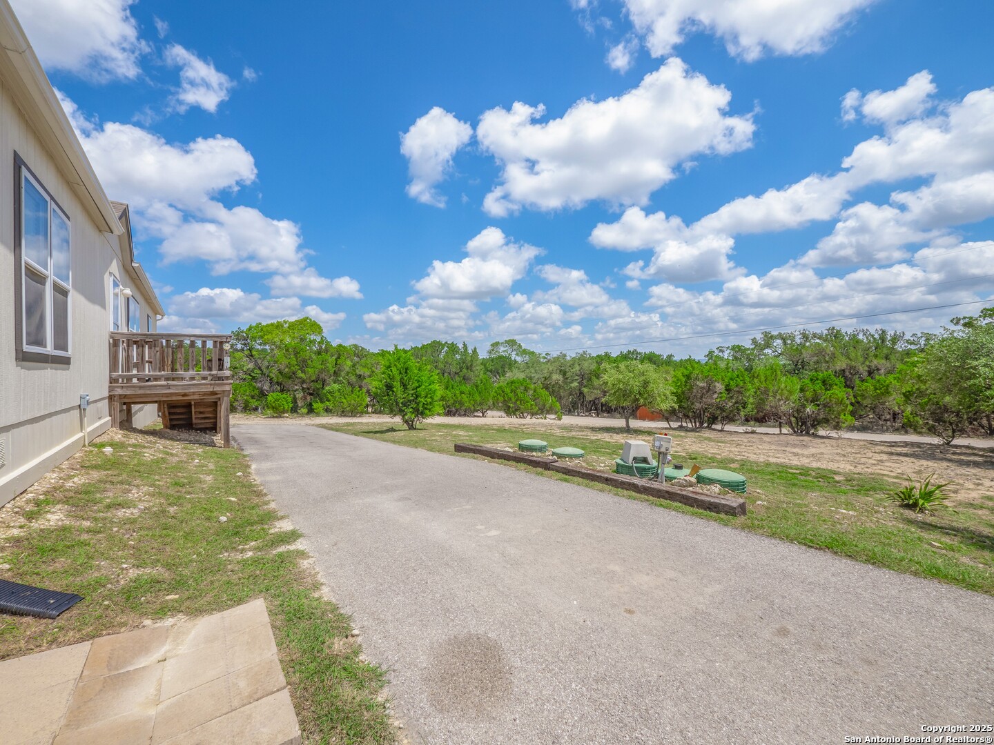 385 Ridge Trail Bandera, TX 78003 - Photo 31 of 36