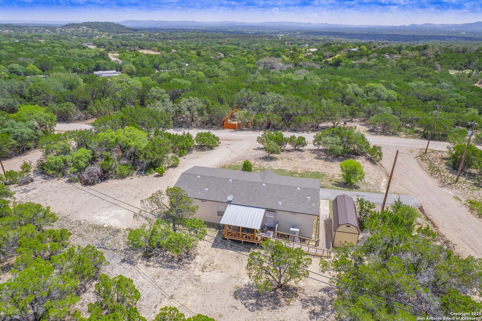 385 Ridge Trail Bandera, TX 78003 - Photo 34 of 36