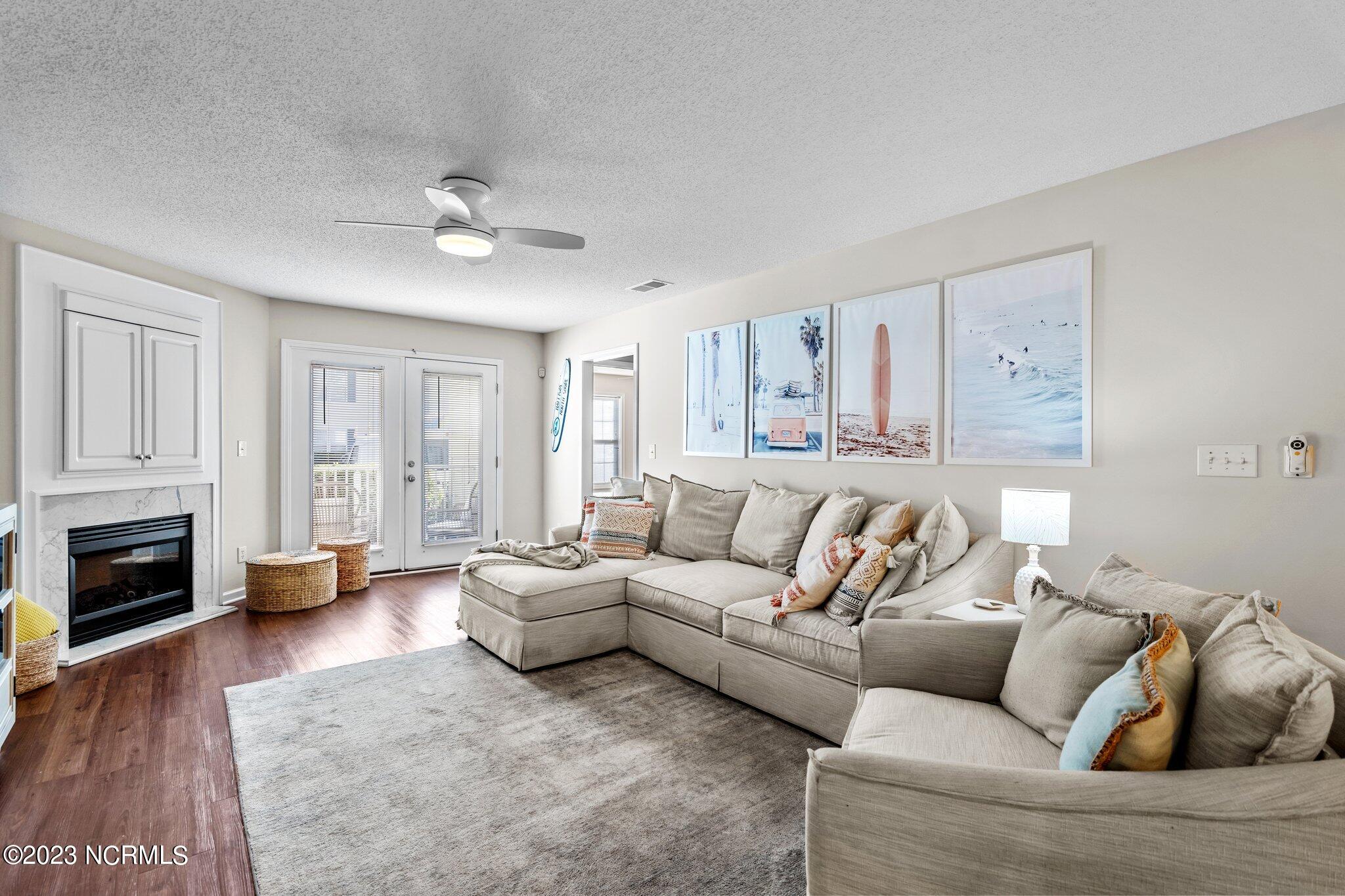 5010 Hunters Trail, Unit 2 Wilmington, NC 28405 - Photo 3 of 40 31-web-or-mls-DSC06868