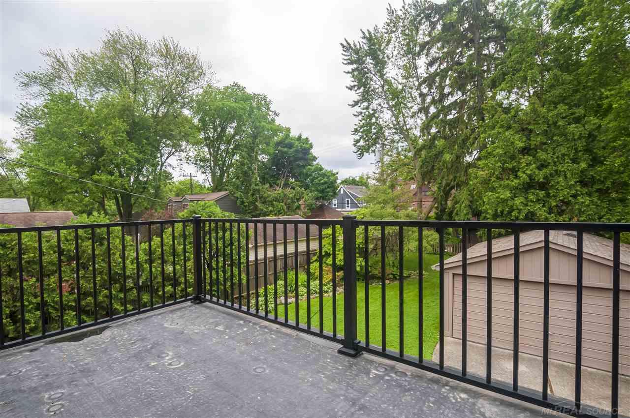 811 Lincoln Road Grosse Pointe, MI 48230 - Photo 29 of 43 50077595-28.JPG
