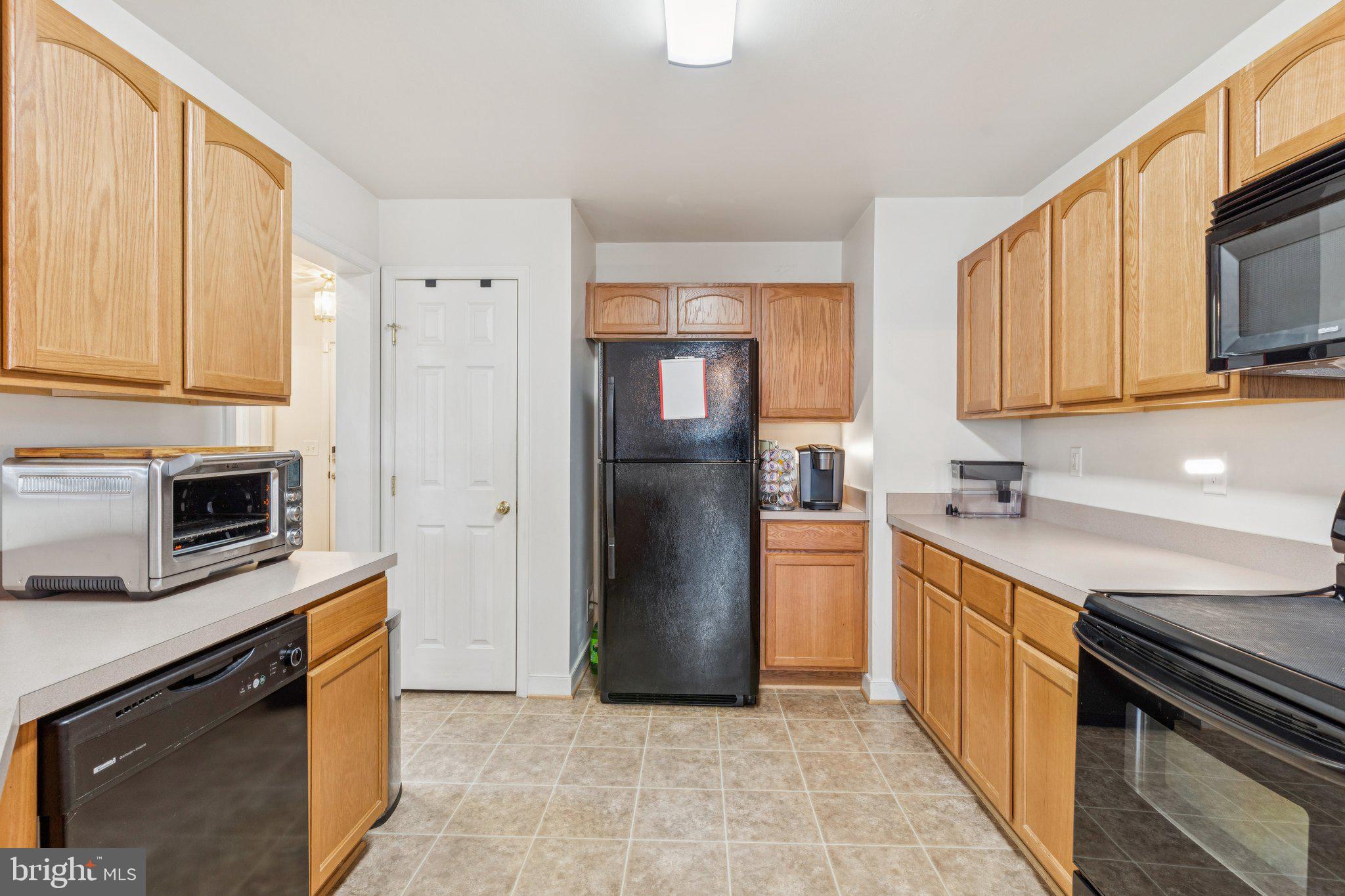 7821 Outing Avenue Pasadena, MD 21122 - Photo 8 of 28