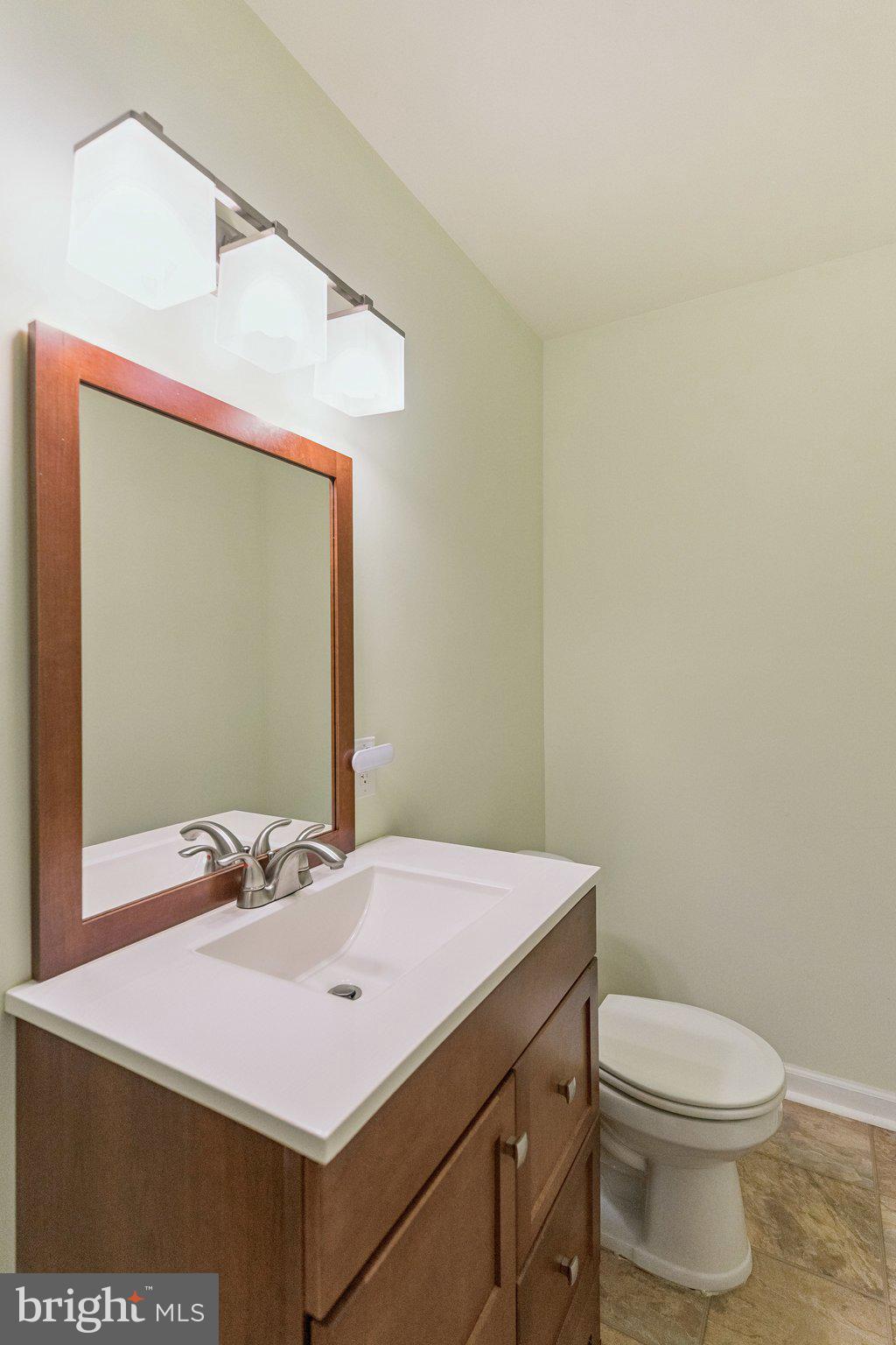 7821 Outing Avenue Pasadena, MD 21122 - Photo 9 of 28