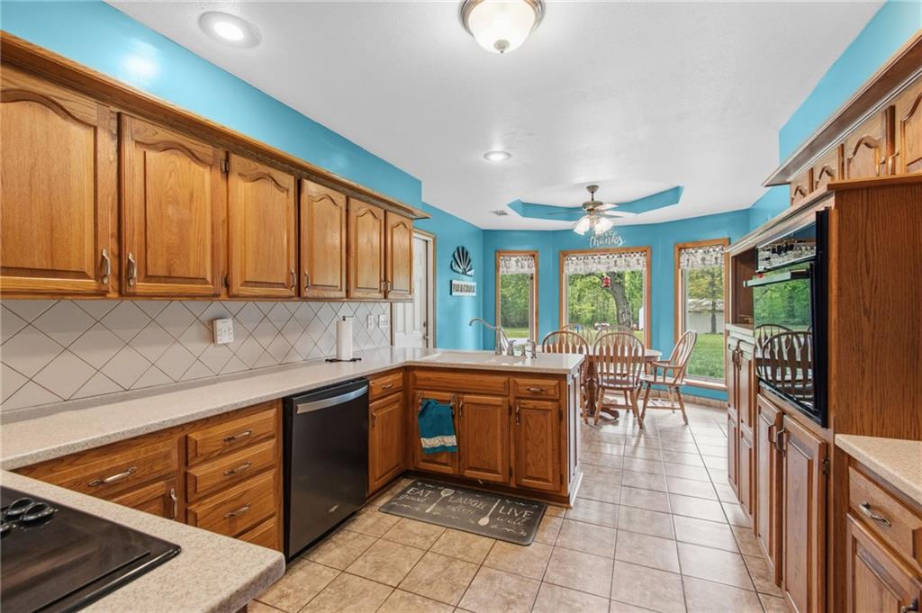 4021 Country Squire Road Oak Grove, MO 64075 - Photo 15 of 45