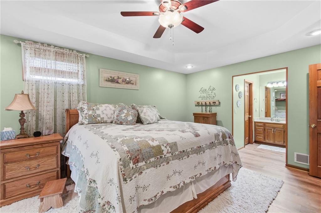 4021 Country Squire Road Oak Grove, MO 64075 - Photo 20 of 45