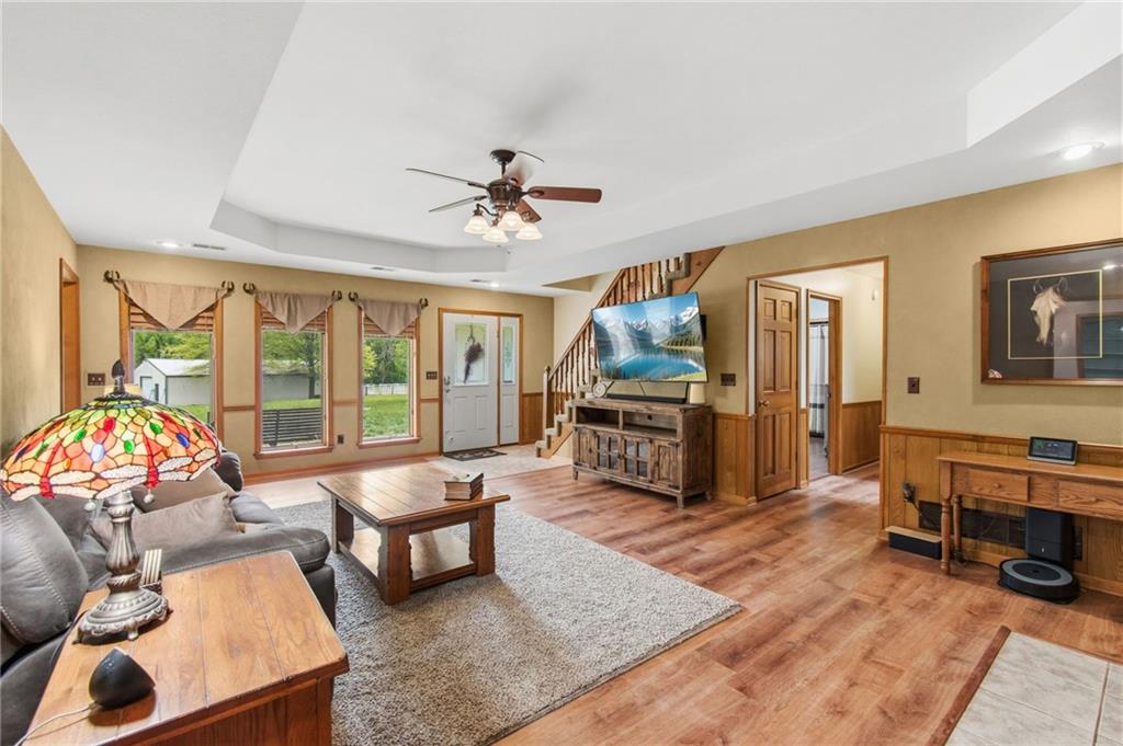 4021 Country Squire Road Oak Grove, MO 64075 - Photo 8 of 45