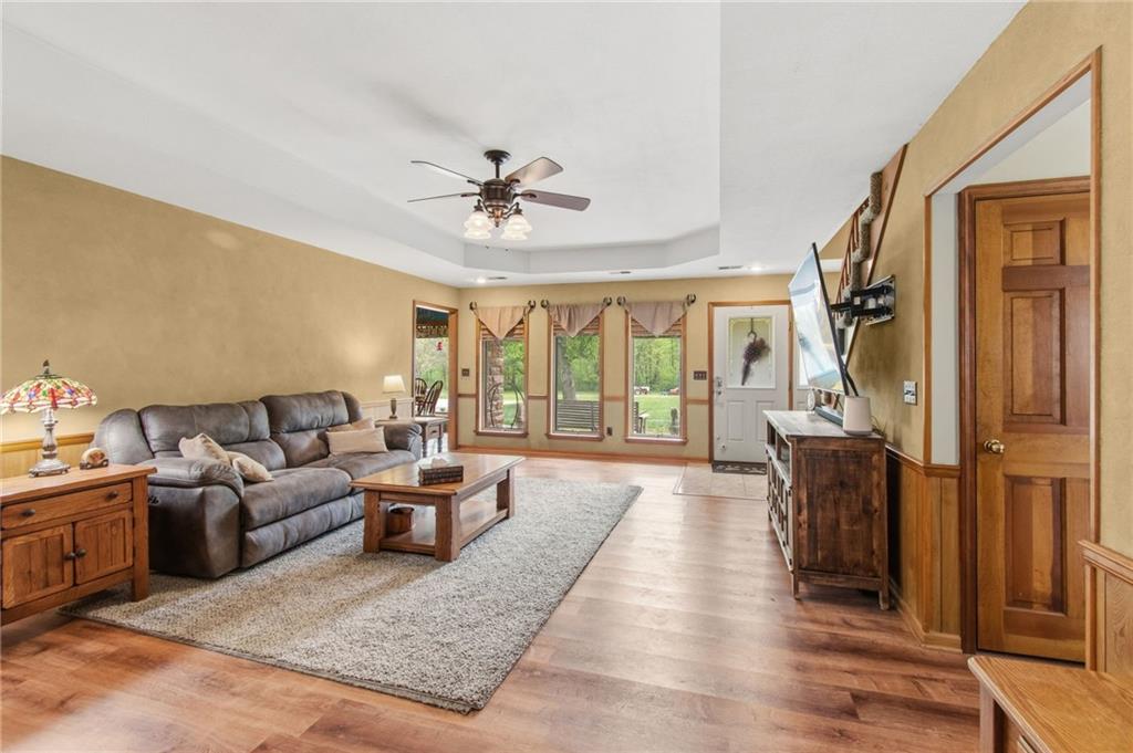 4021 Country Squire Road Oak Grove, MO 64075 - Photo 9 of 45