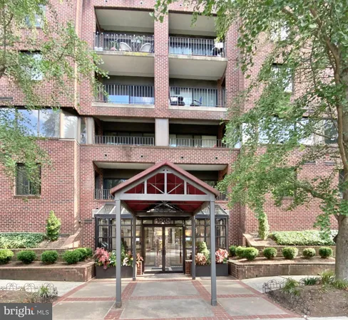 $2,195 | 1600 Prince Street, Unit 605, Alexandria, VA 22314