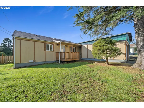 $379,900 | 111 Cypress Avenue, Garibaldi, OR 97118