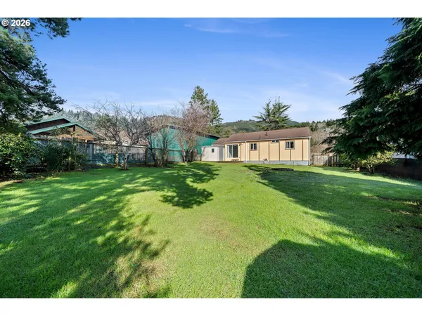 $369,900 | 111 Cypress Avenue, Garibaldi, OR 97118