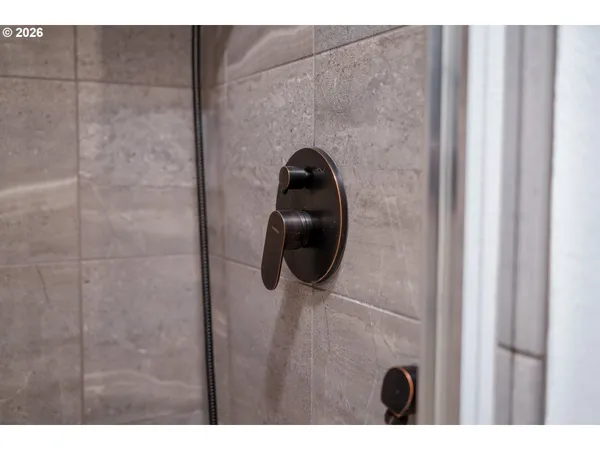 $369,900 | 111 Cypress Avenue, Garibaldi, OR 97118