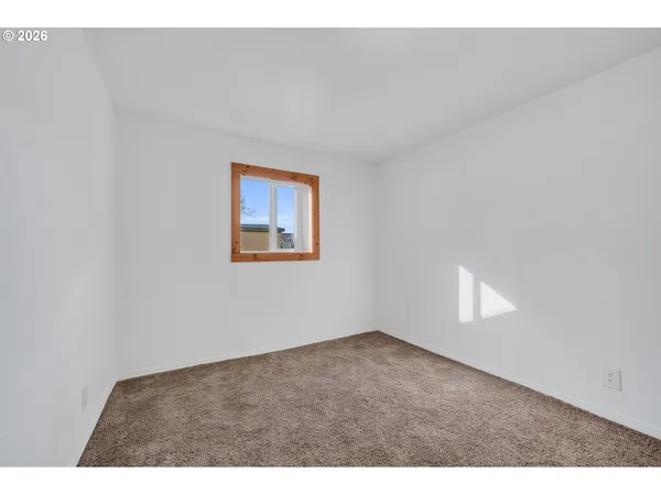 $369,900 | 111 Cypress Avenue, Garibaldi, OR 97118