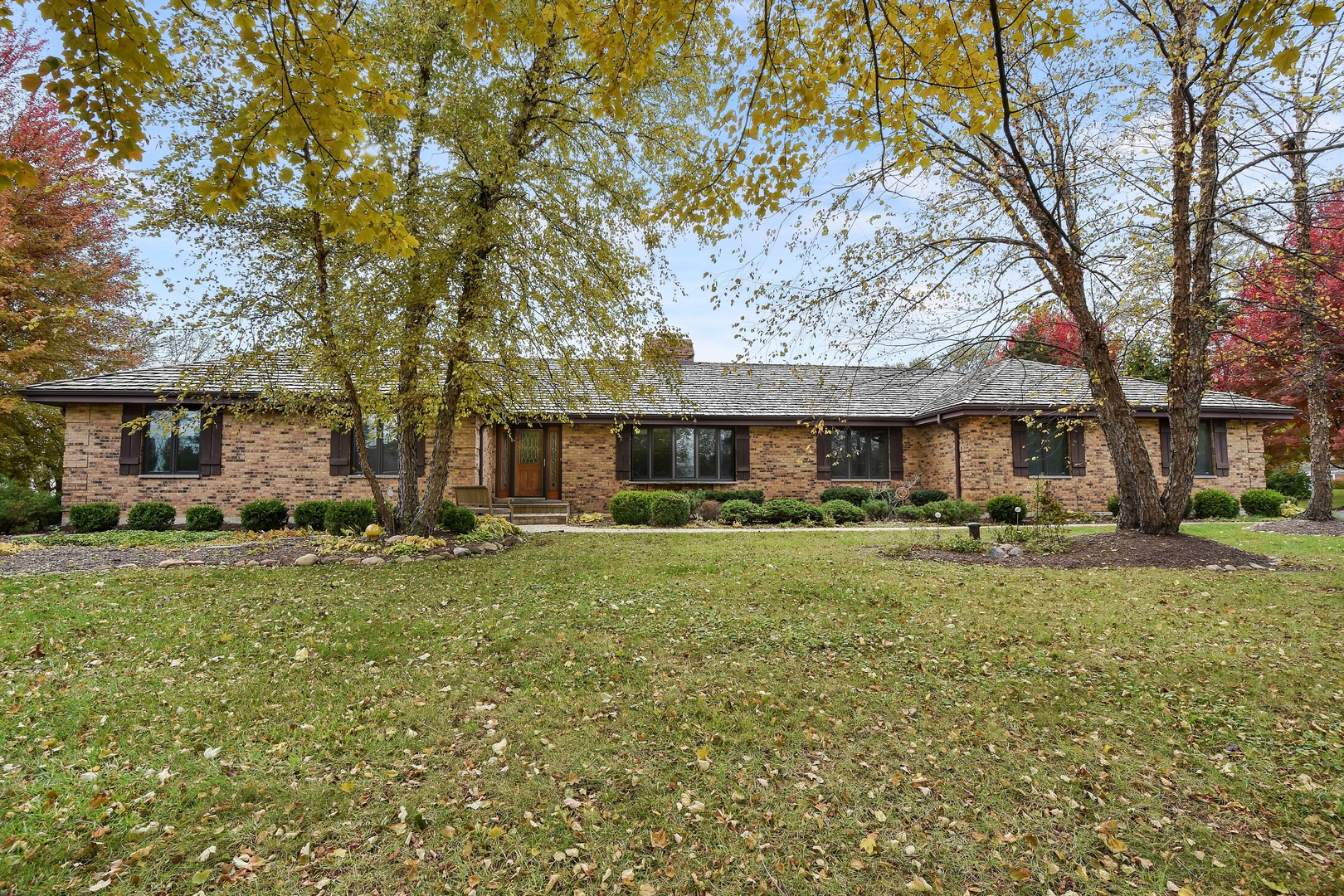 2120 Applecross Road Inverness, IL 60010 - Photo 1 of 38 a front view of a house with a yard