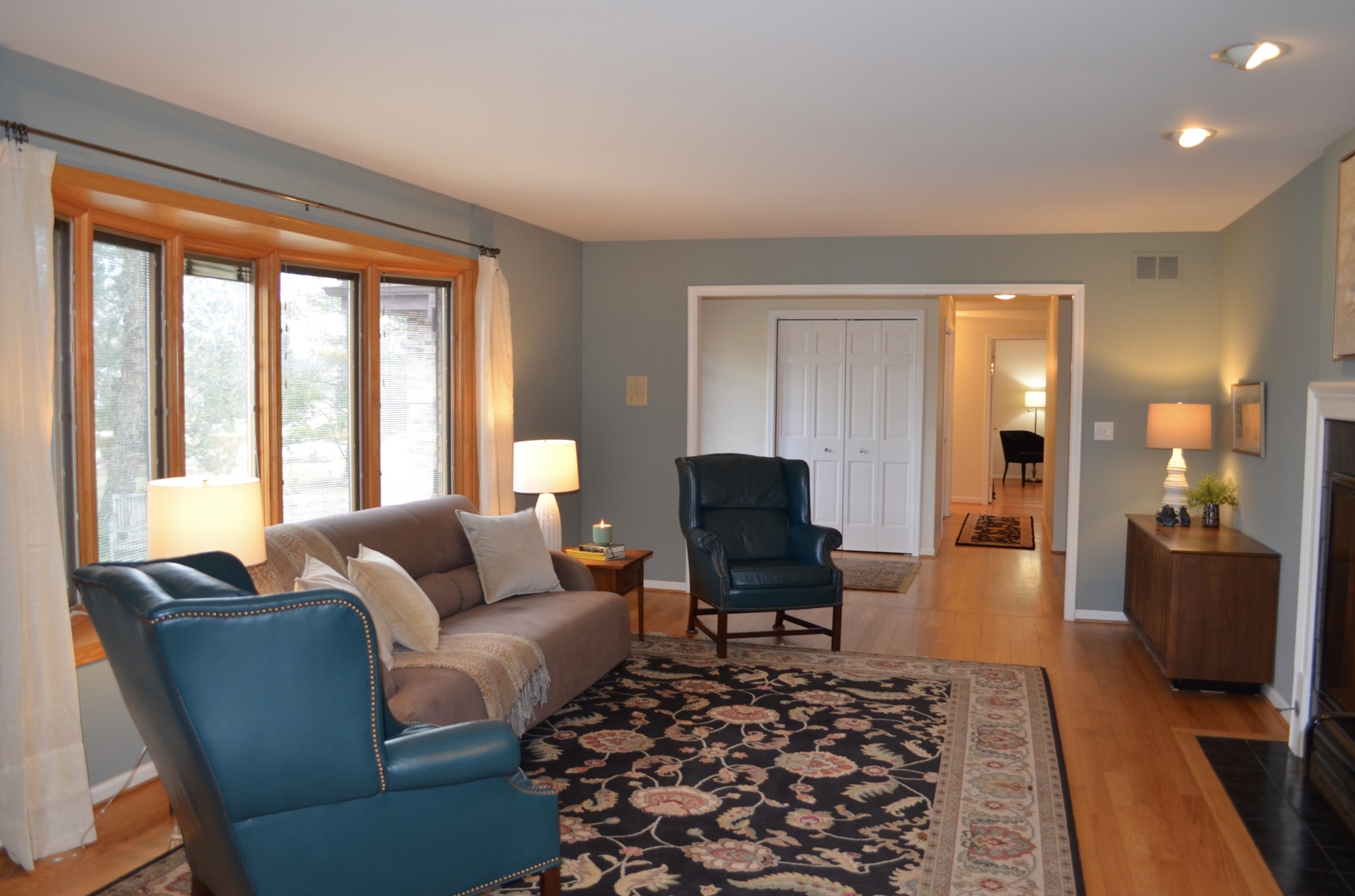 2120 Applecross Road Inverness, IL 60010 - Photo 6 of 38 a living room with furniture and a window