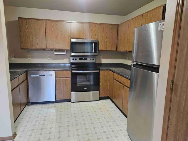 $236,000 | N80W12960 West Fond Du Lac Avenue, Menomonee Falls, WI 53051