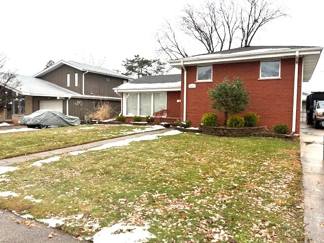 $3,600 | 281 Terry Lane, Villa Park, IL 60181
