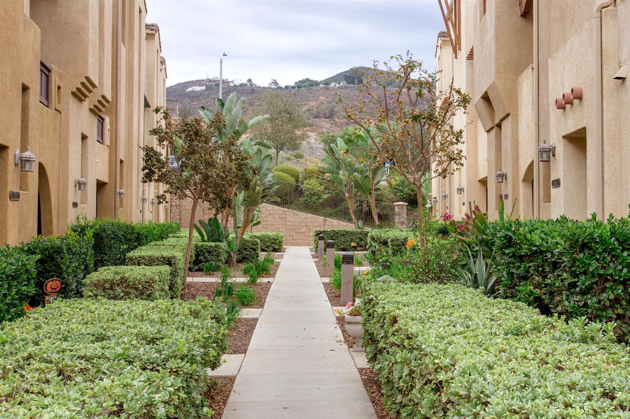 852 Almond Road San Marcos, CA 92078 - Photo 19 of 24