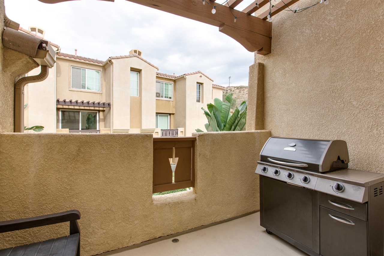 852 Almond Road San Marcos, CA 92078 - Photo 10 of 24