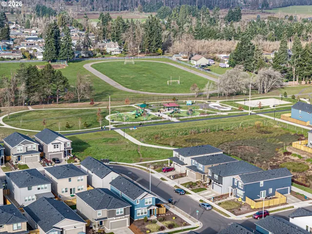 $438,000 | 2779 Fenya Street, Springfield, OR 97477