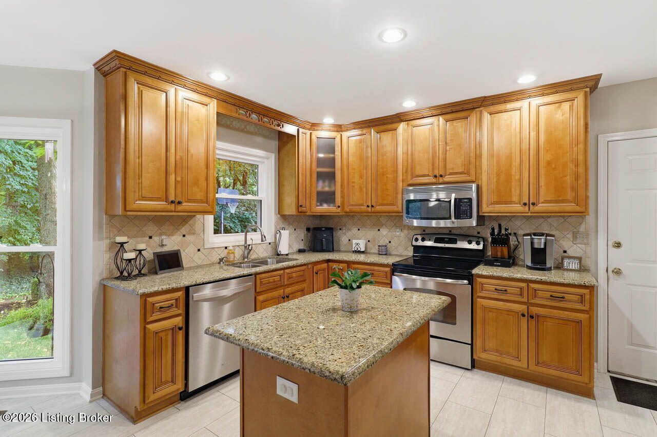 1410 Autumn Ridge Road Louisville, KY 40242 - Photo 22 of 67 1410 Autumn Ridge Rd - 23