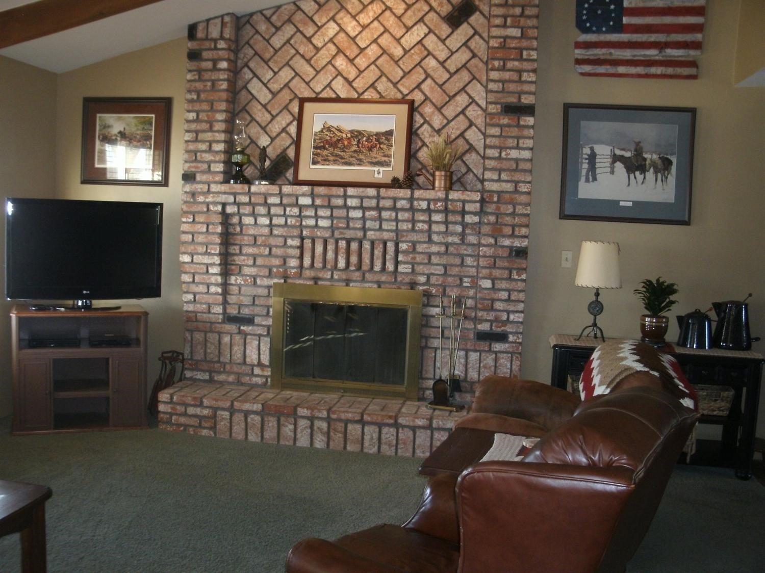 23937 Clover Spring Road Tehachapi, CA 93561 - Photo 9 of 36 Gallery Image 9