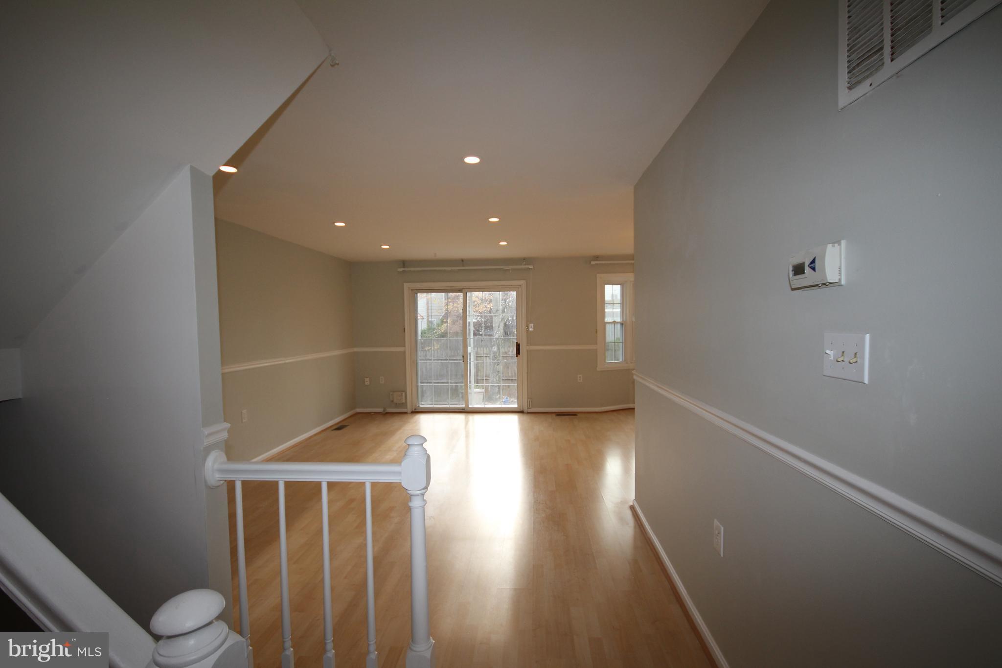 2902 Seminole Road Woodbridge, VA 22192 - Photo 15 of 30 Hallway