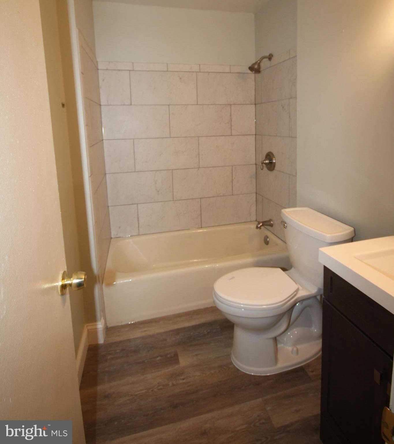 2902 Seminole Road Woodbridge, VA 22192 - Photo 9 of 30 Bath (Master)