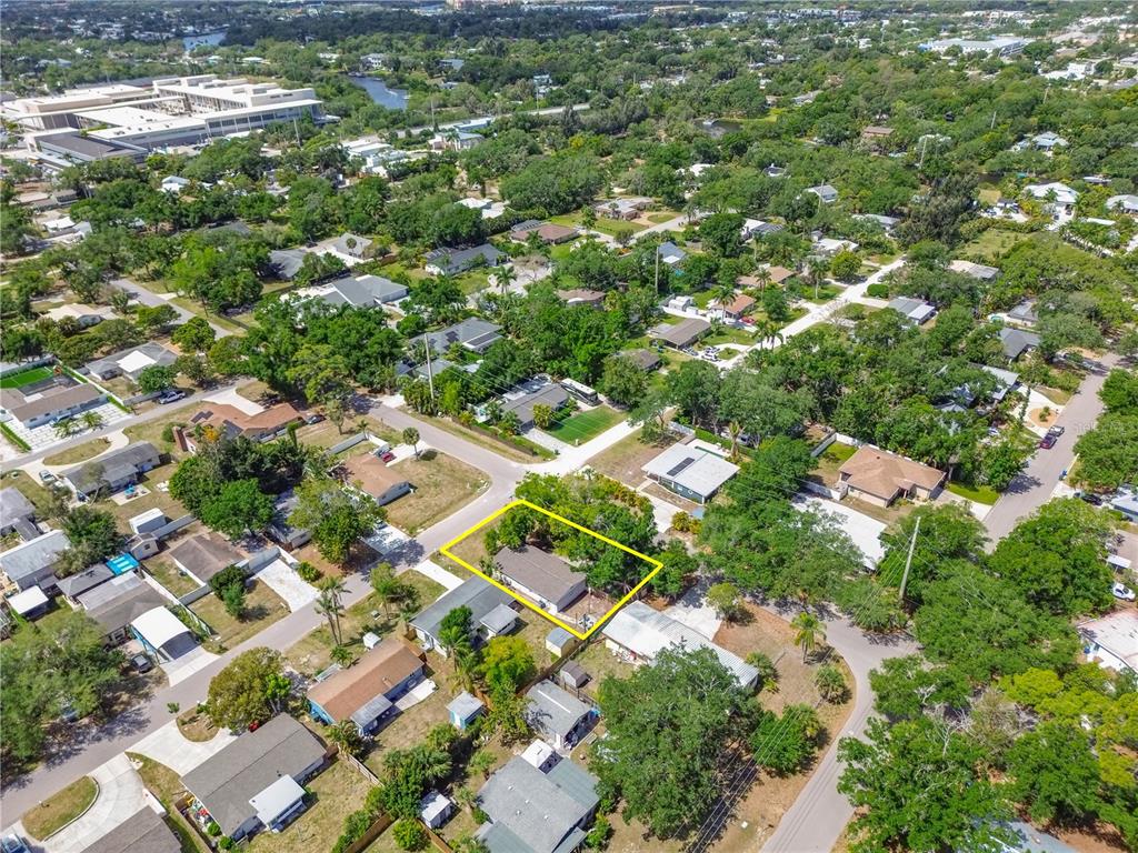 4615 Lords Avenue Sarasota, FL 34231 - Photo 18 of 20
