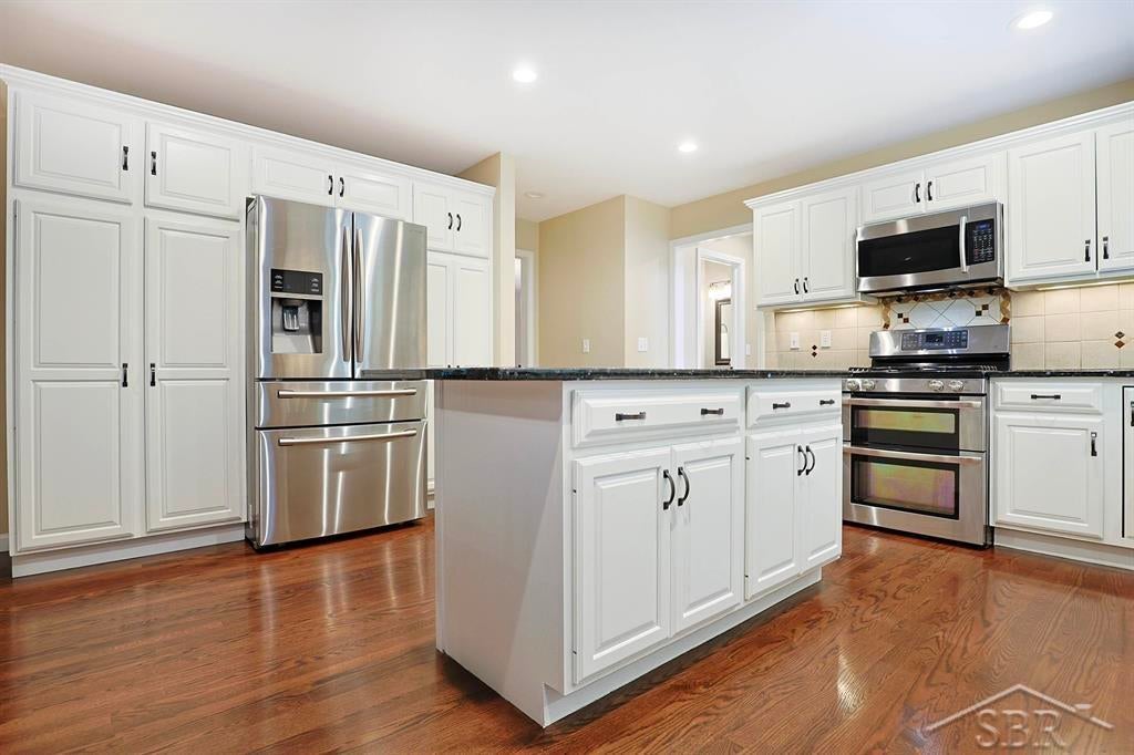 5407 Stone Ridge Drive Midland, MI 48640 - Photo 12 of 59 Gallery Image 12
