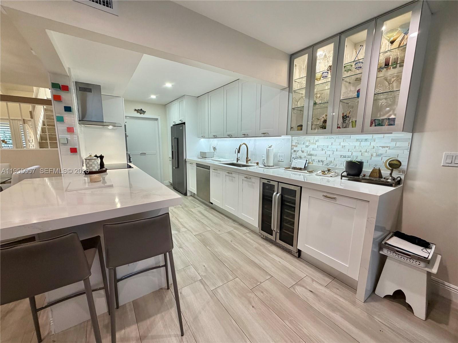 8144 Southwest 86th Terrace Miami, FL 33143 - Photo 18 of 35