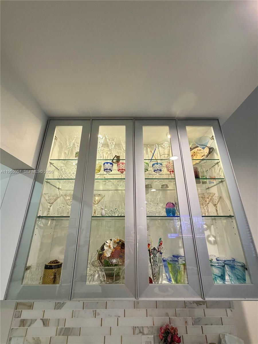 8144 Southwest 86th Terrace Miami, FL 33143 - Photo 24 of 35