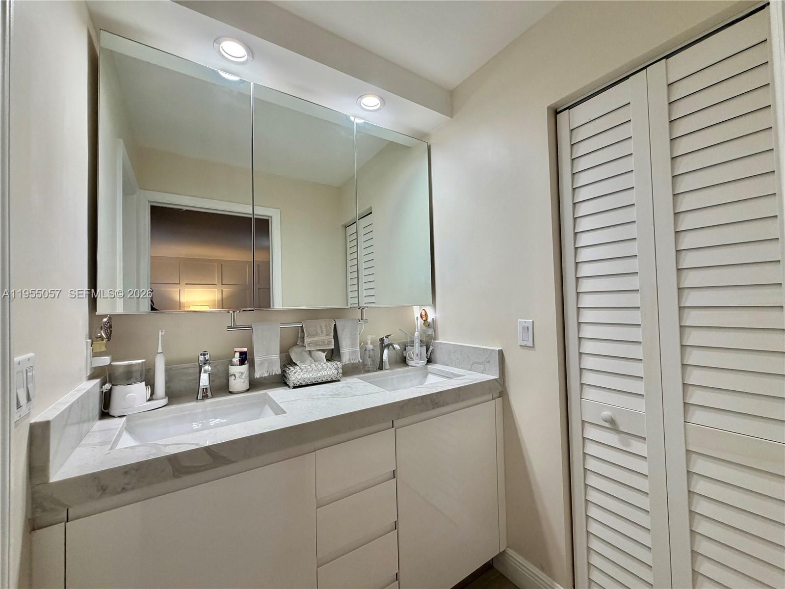 8144 Southwest 86th Terrace Miami, FL 33143 - Photo 31 of 35