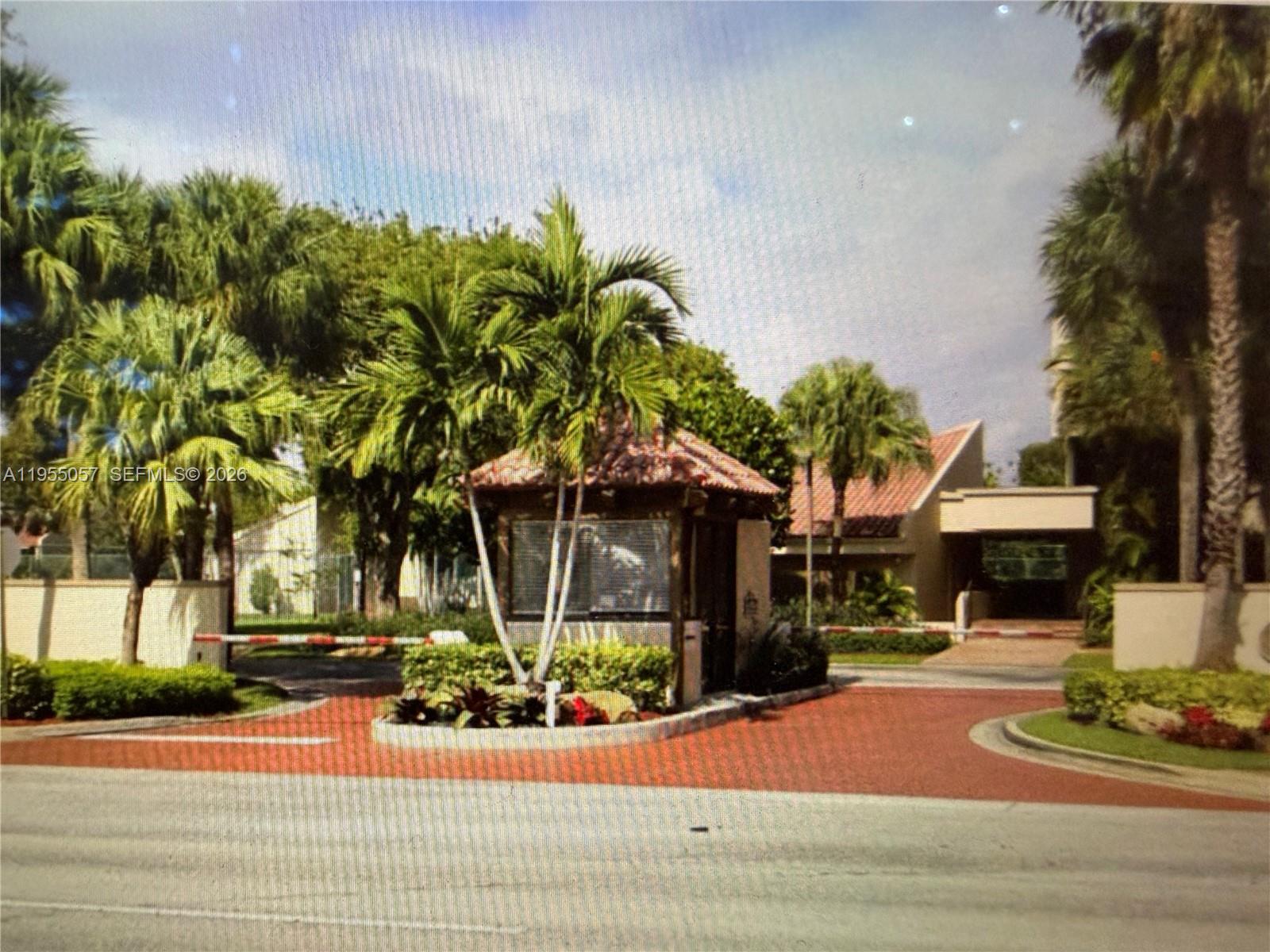 8144 Southwest 86th Terrace Miami, FL 33143 - Photo 34 of 35