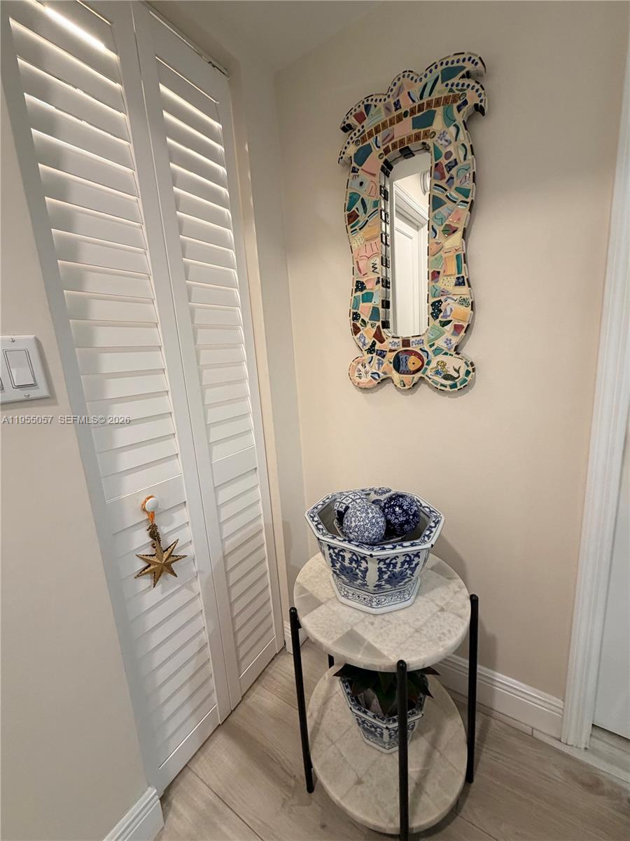 8144 Southwest 86th Terrace Miami, FL 33143 - Photo 5 of 35