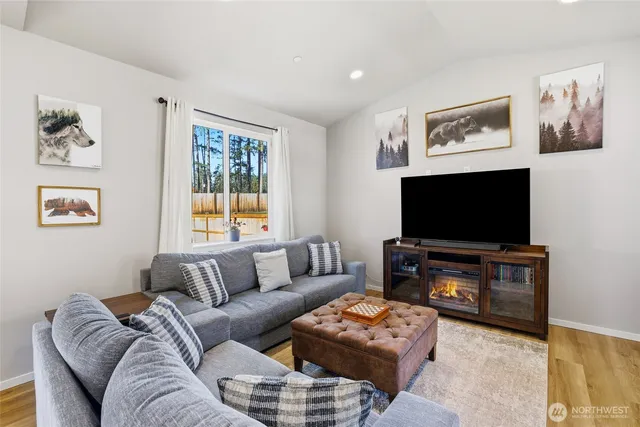 $455,000 | 89 Basil Avenue, Shelton, WA 98584