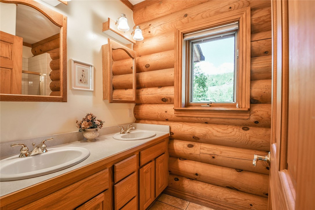 132 Oasis Ranch Road Silverthorne, CO 80498 - Photo 17 of 35 Gallery Image 17