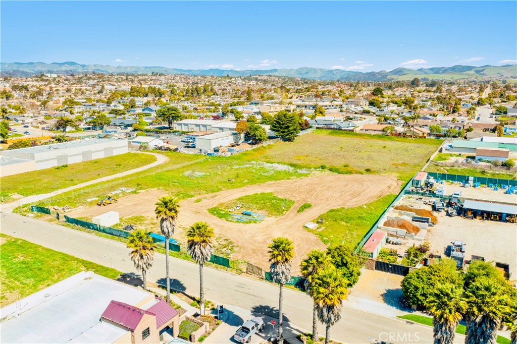943 Huston Street Grover Beach, CA 93433 - Photo 6 of 8